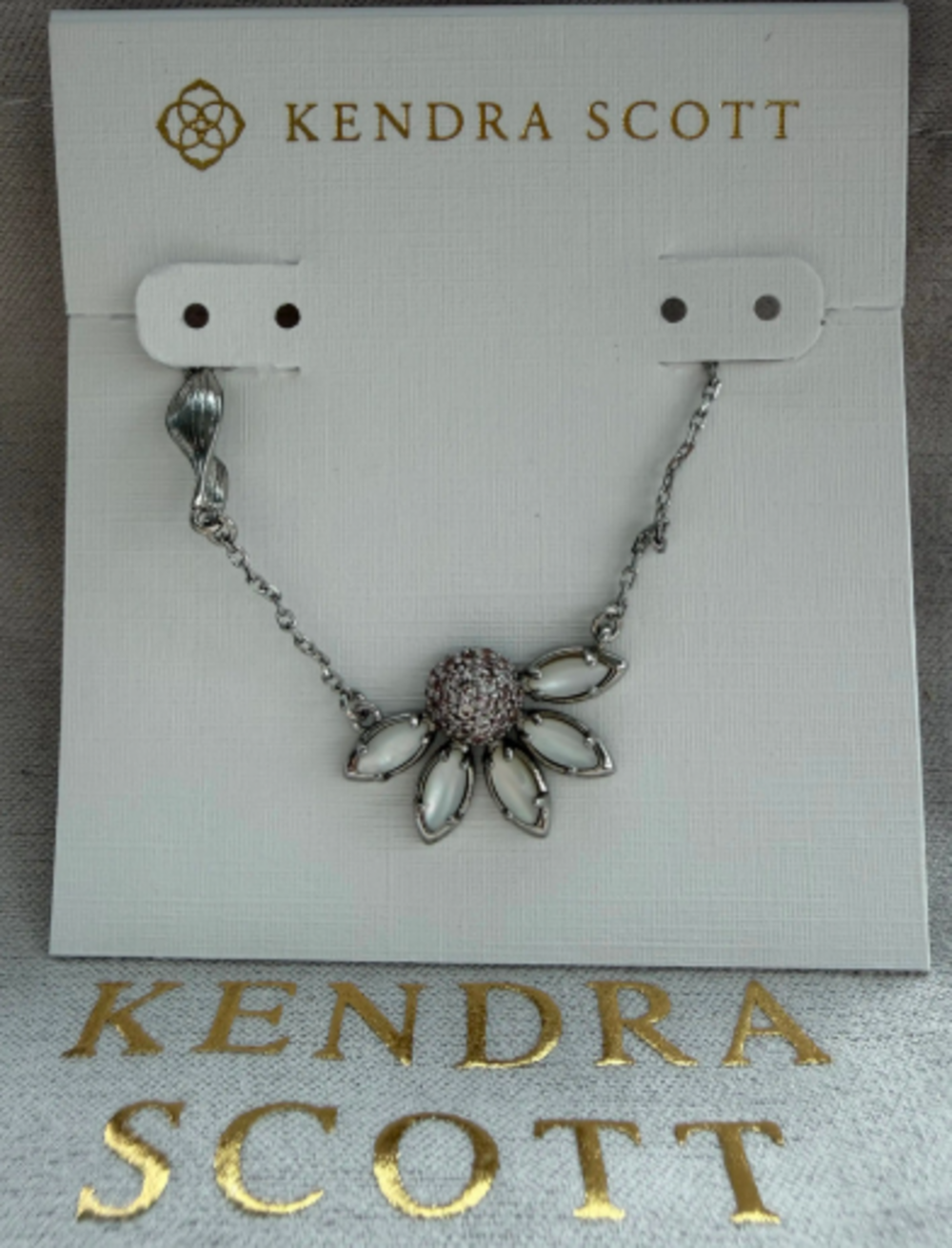 Kendra Scott Flower Pendant Necklace